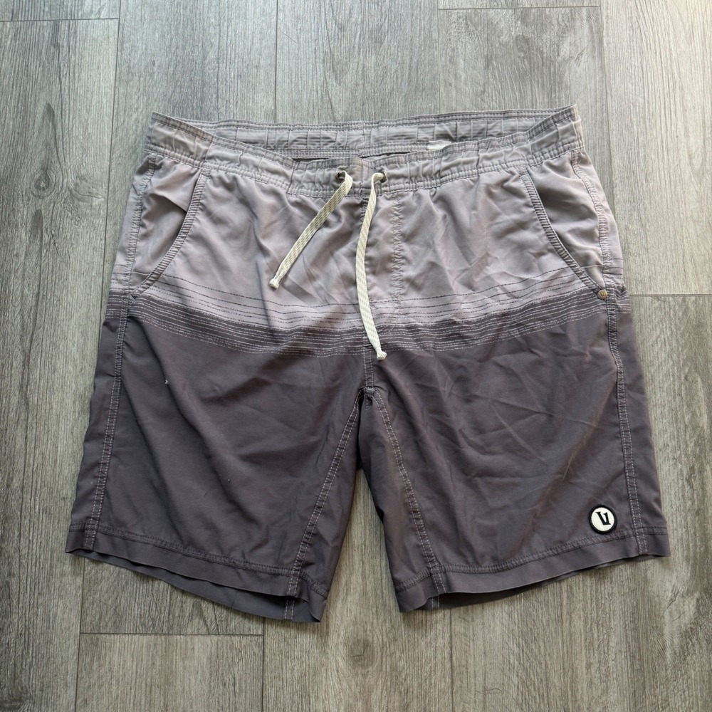 Vuori Mens L Gray Ombre Board Shorts Drawstring Swim Walk Shorts V Logo